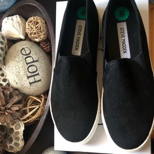 Black Suede Steve Madden shoes - Comfort and style